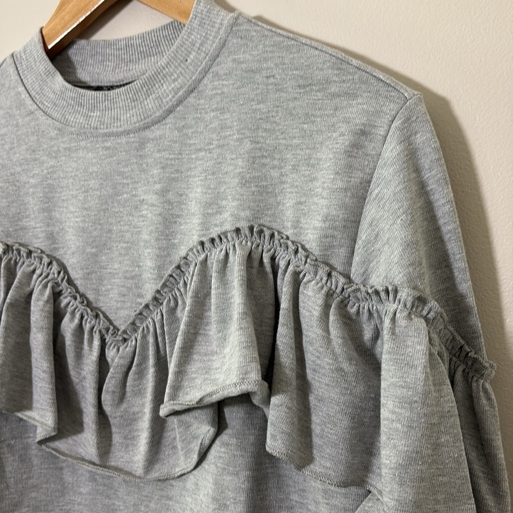 New Topshop Sweatshirt Ruffle Front Long Sleeve‎ Crewneck Size 6 - Picture 5 of 11